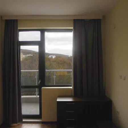 Appartement Private In Yalta Goudstrand